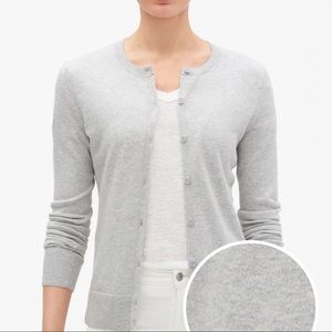 Gray GAP cardigan